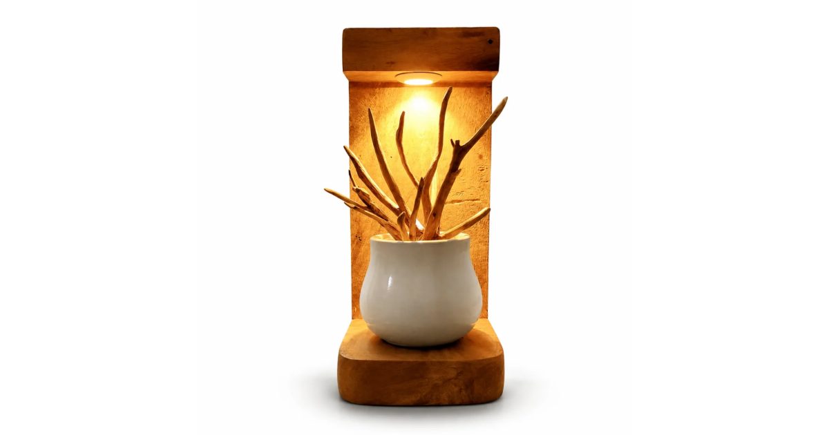 Wooden Wall Mounted Lamp