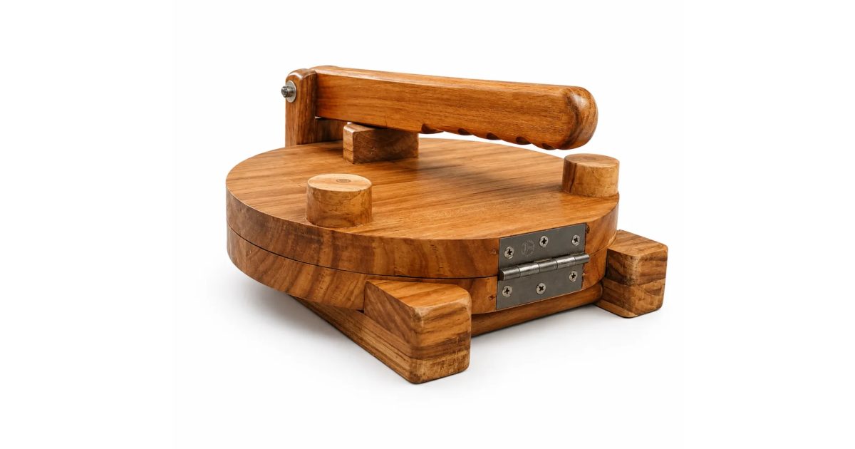 Foldable Wooden Chapati Maker
